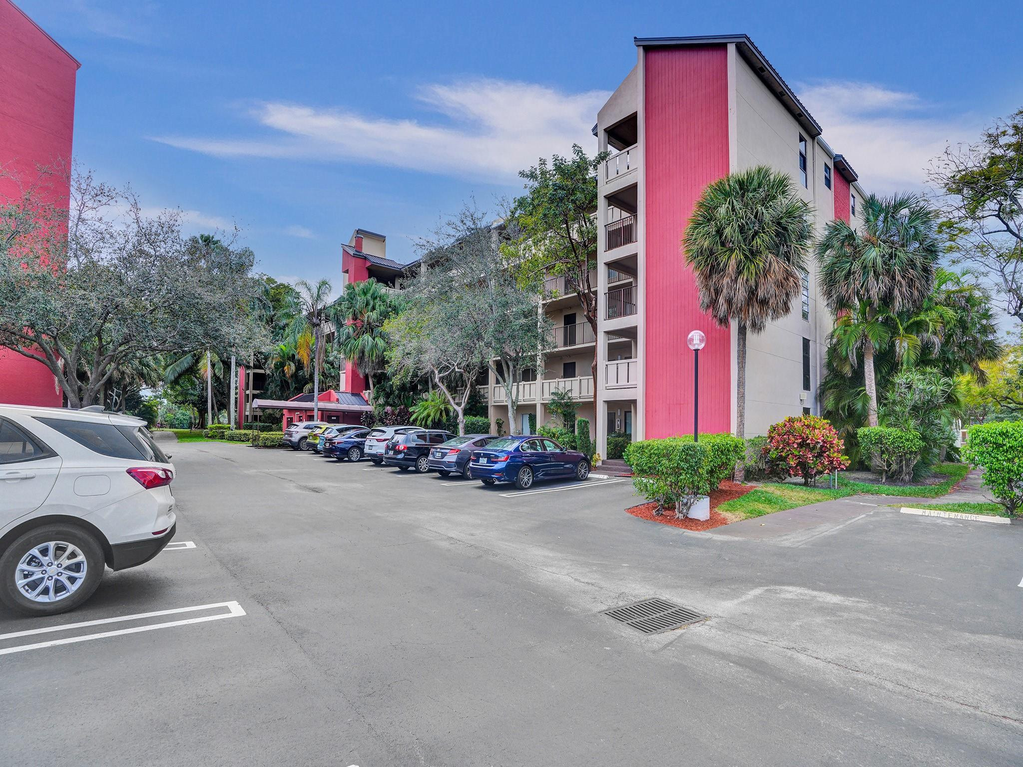 2208 S Cypress Bend Dr 401