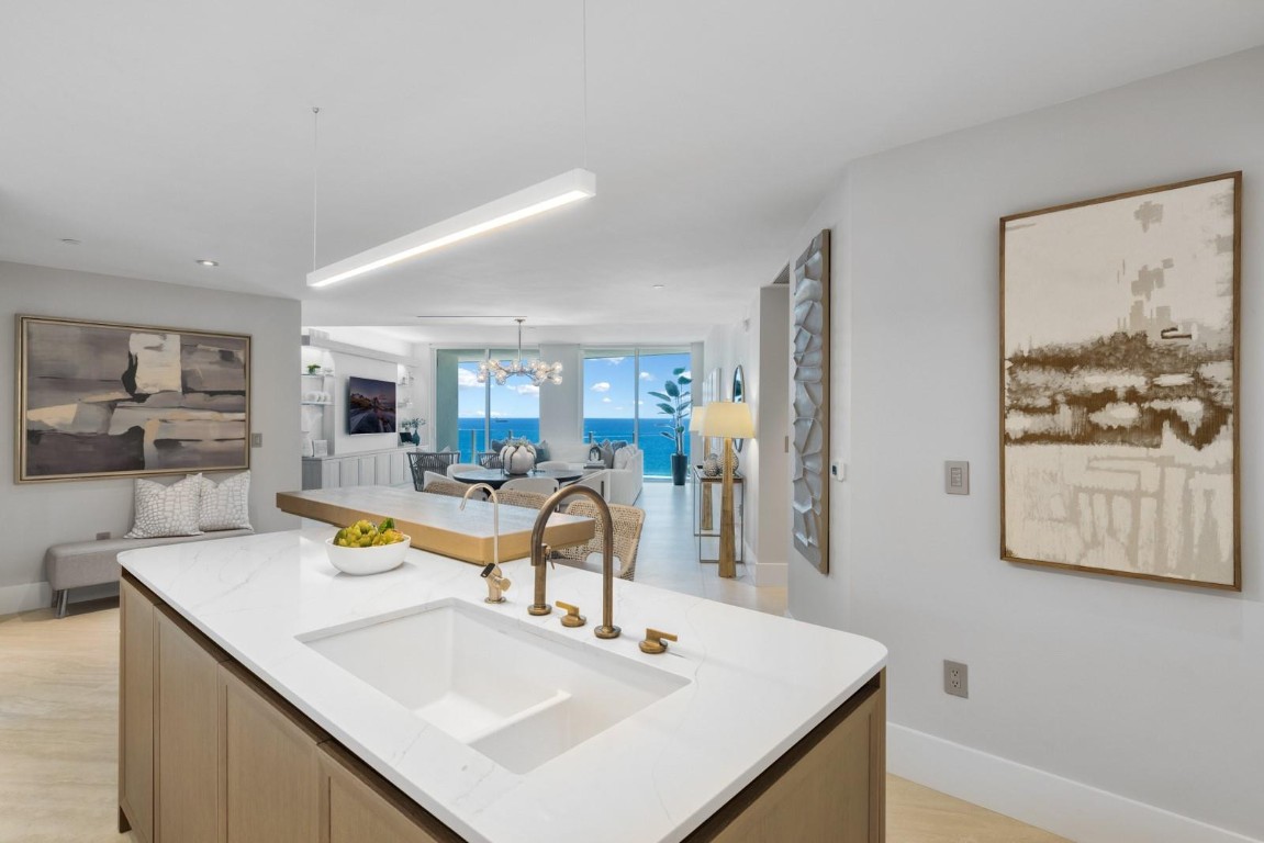 525 N Fort Lauderdale Beach Blvd 803