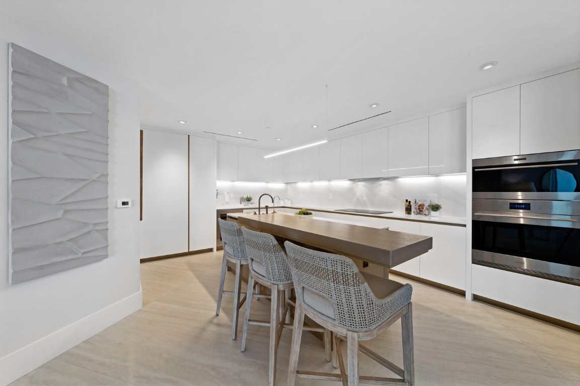 525 N Fort Lauderdale Beach Blvd 803