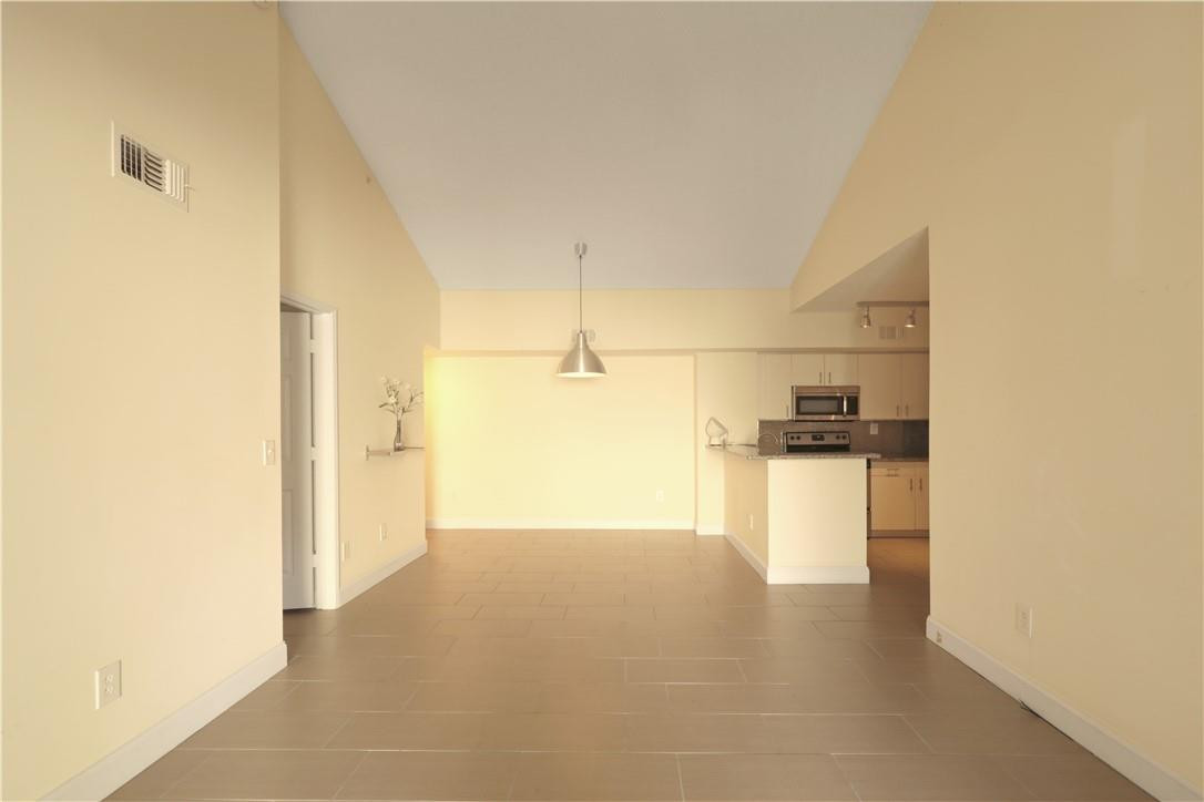 2640 S University Dr 202