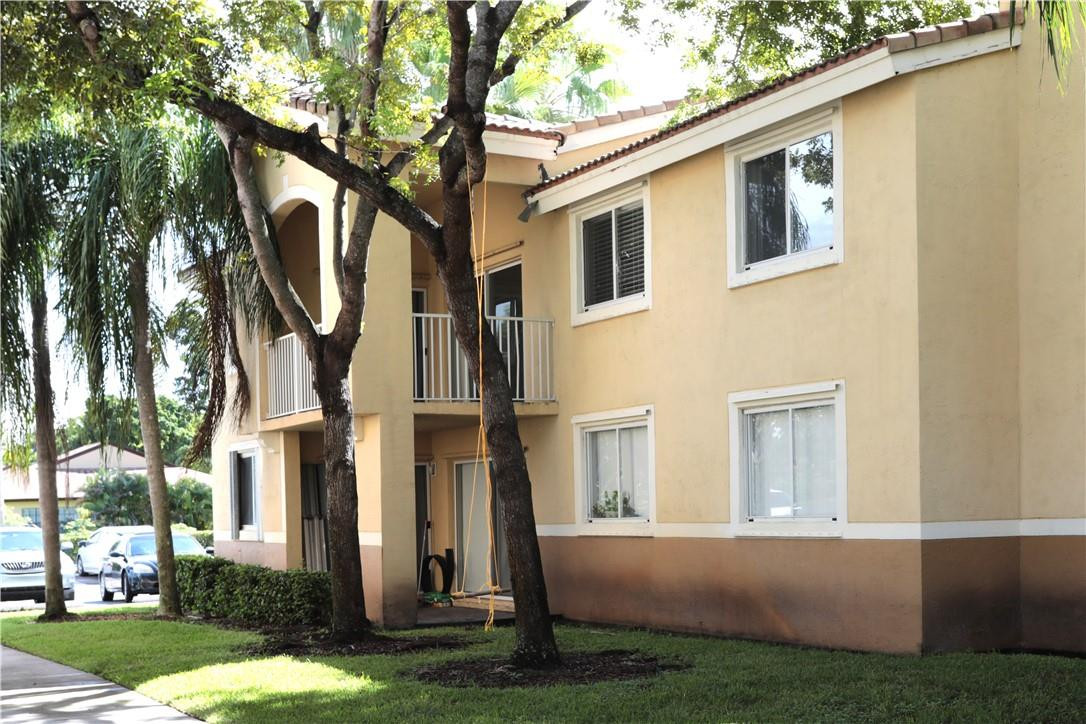 2640 S University Dr 202