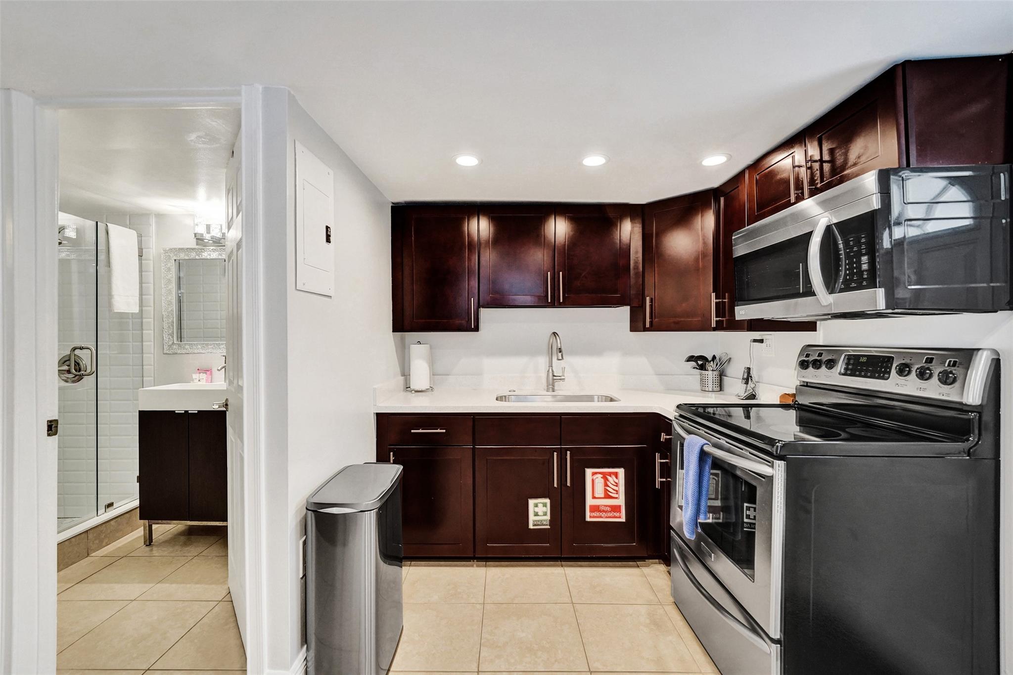 1245 NE 17th Way