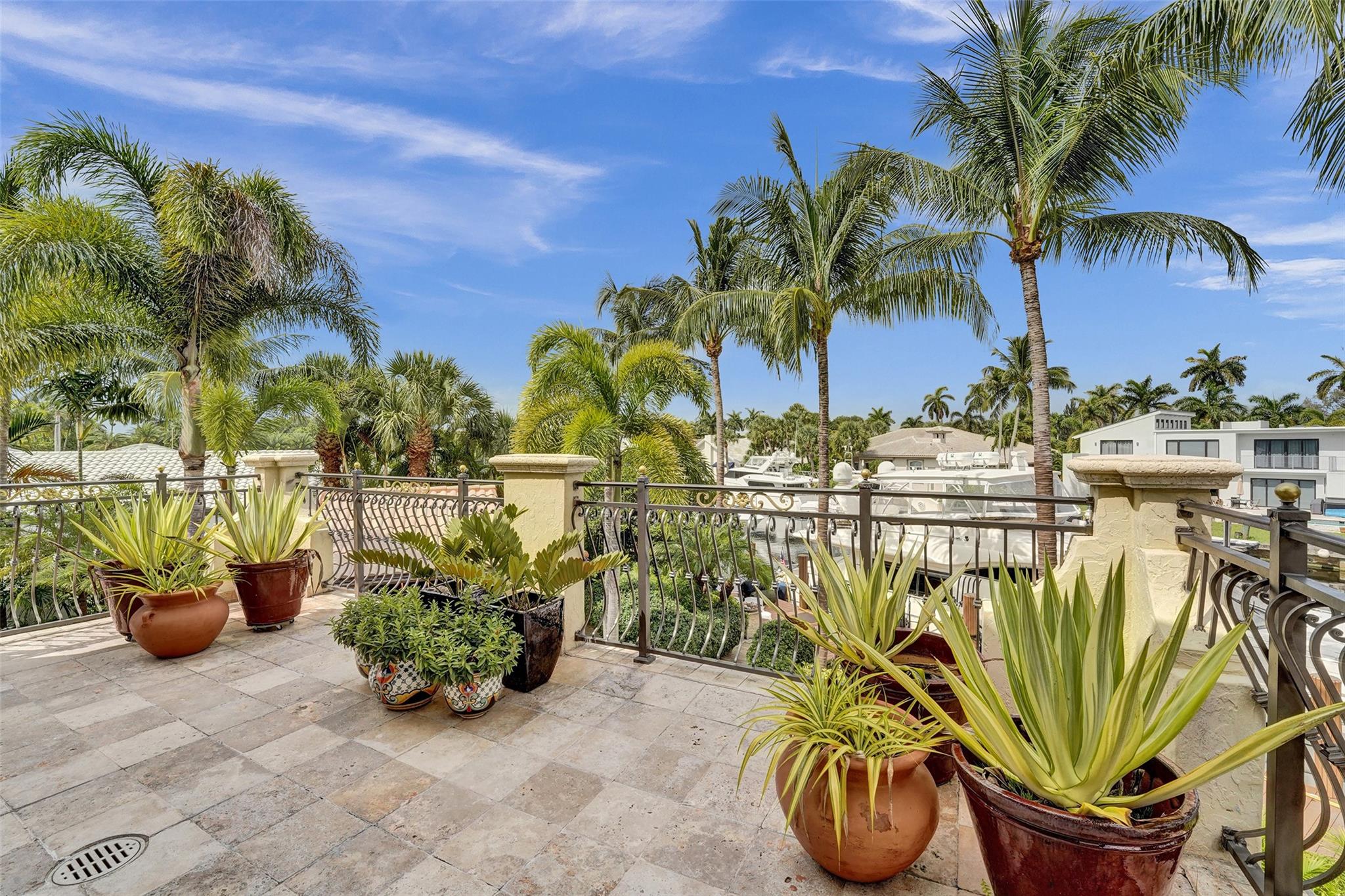 2321 SW 26th Ave