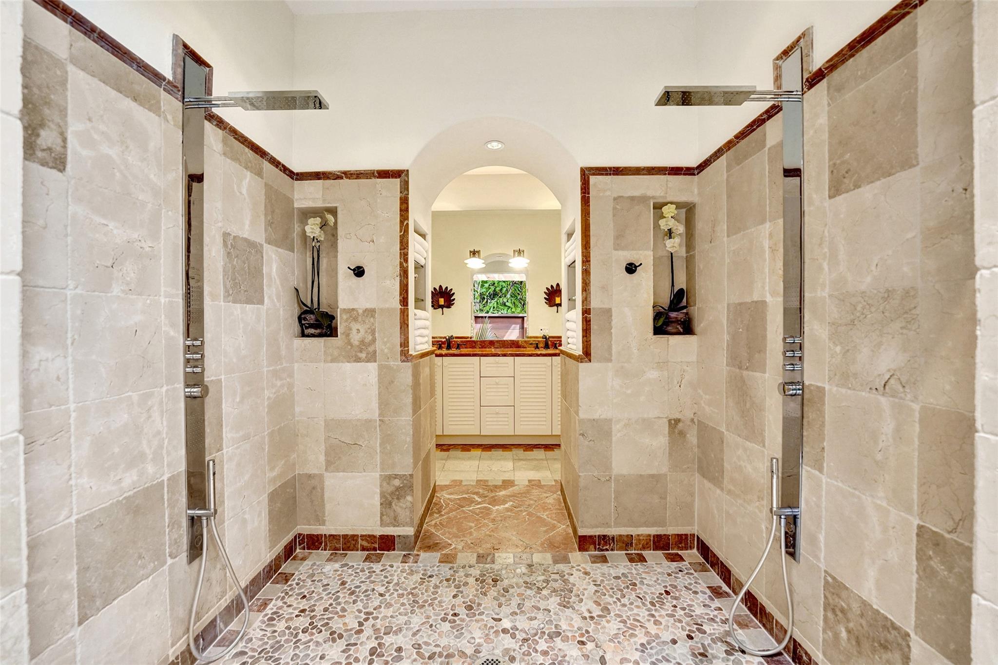 2321 SW 26th Ave