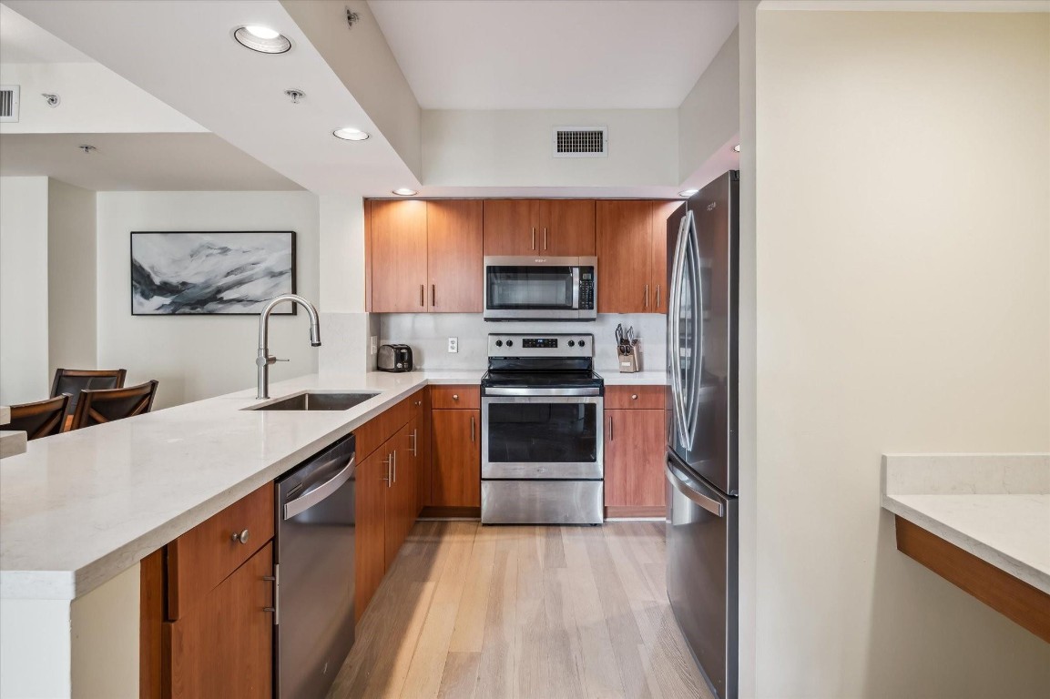 110 N Federal Hwy 807