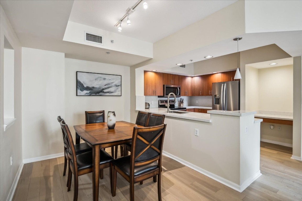 110 N Federal Hwy 807