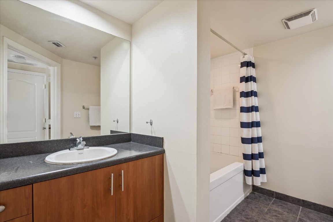 110 N Federal Hwy 807