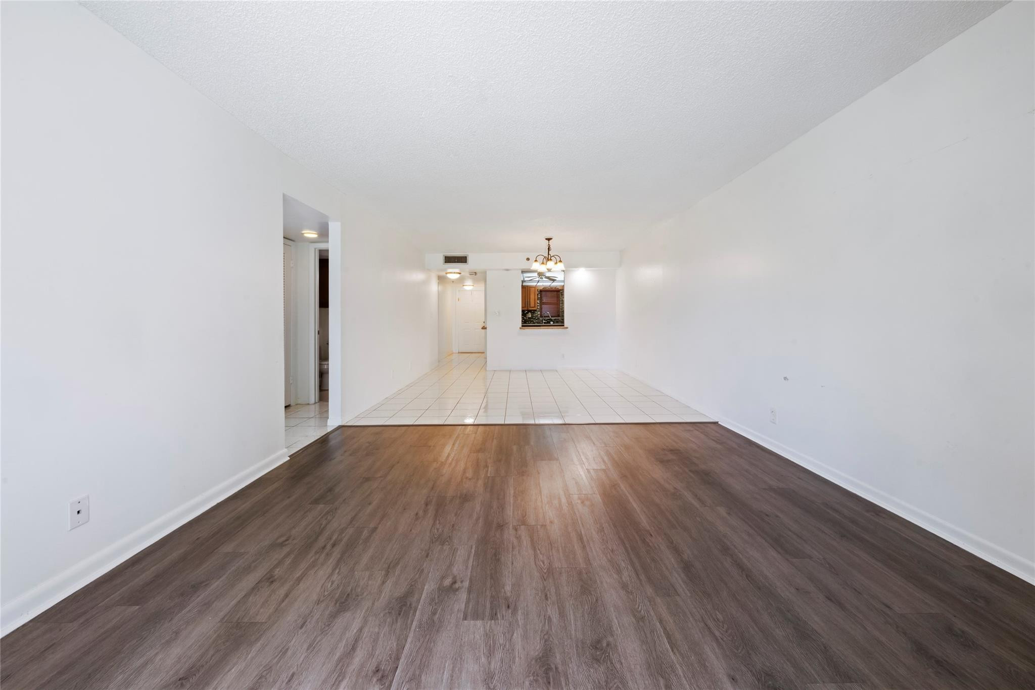 3150 W Rolling Hills Cir 210