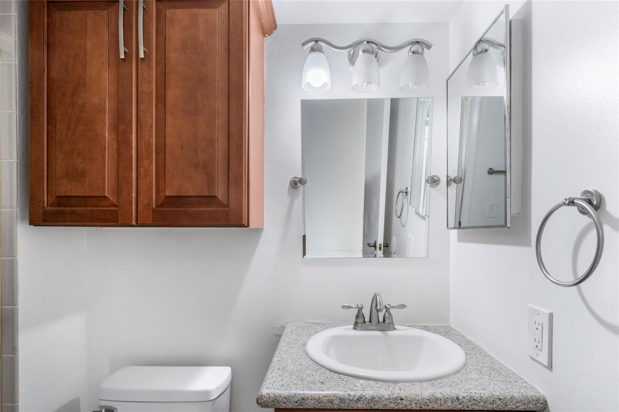 3150 W Rolling Hills Cir 210