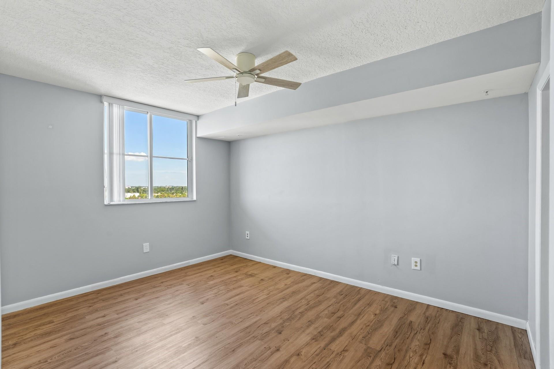 3020 NE 32nd Ave 810