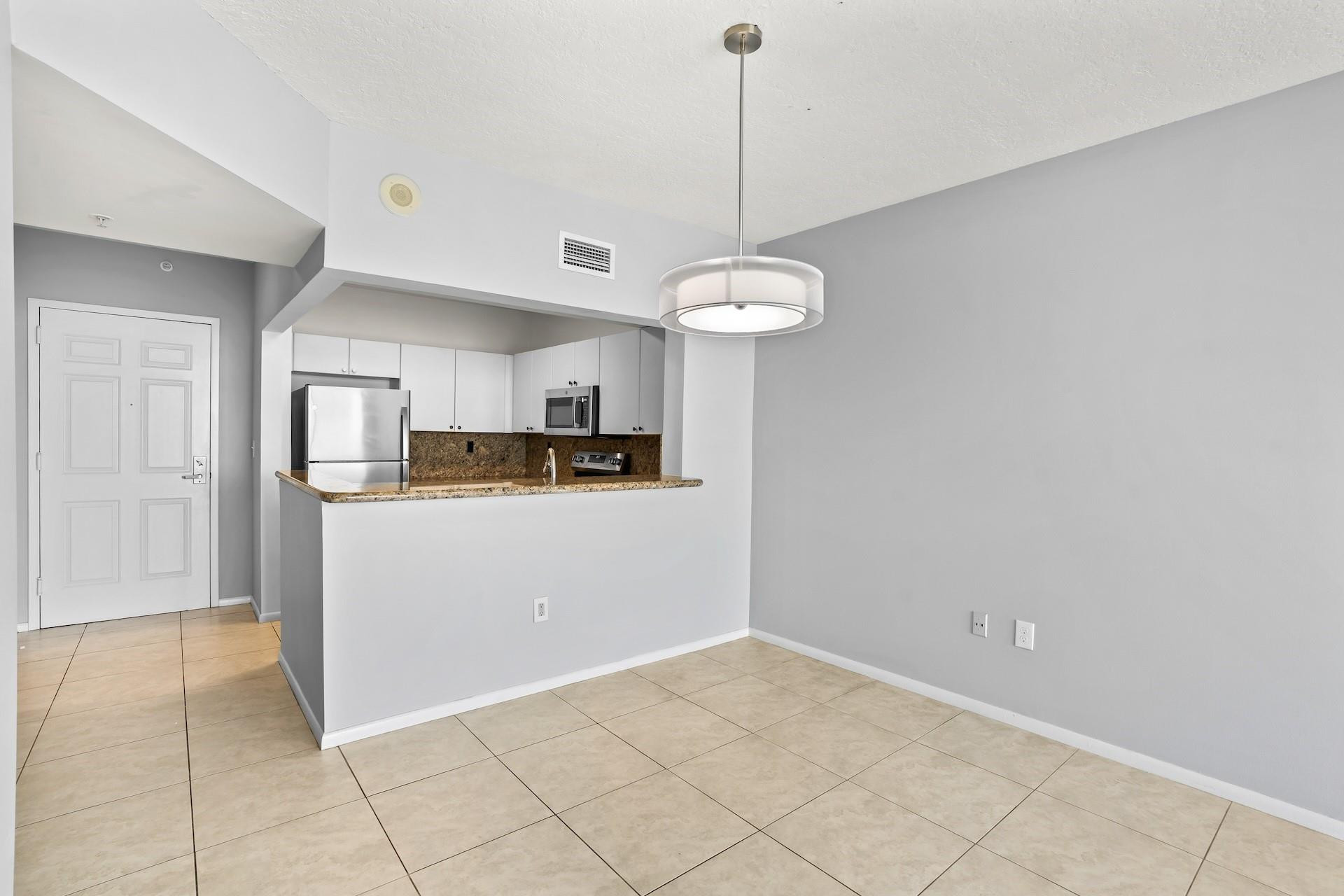 3020 NE 32nd Ave 810