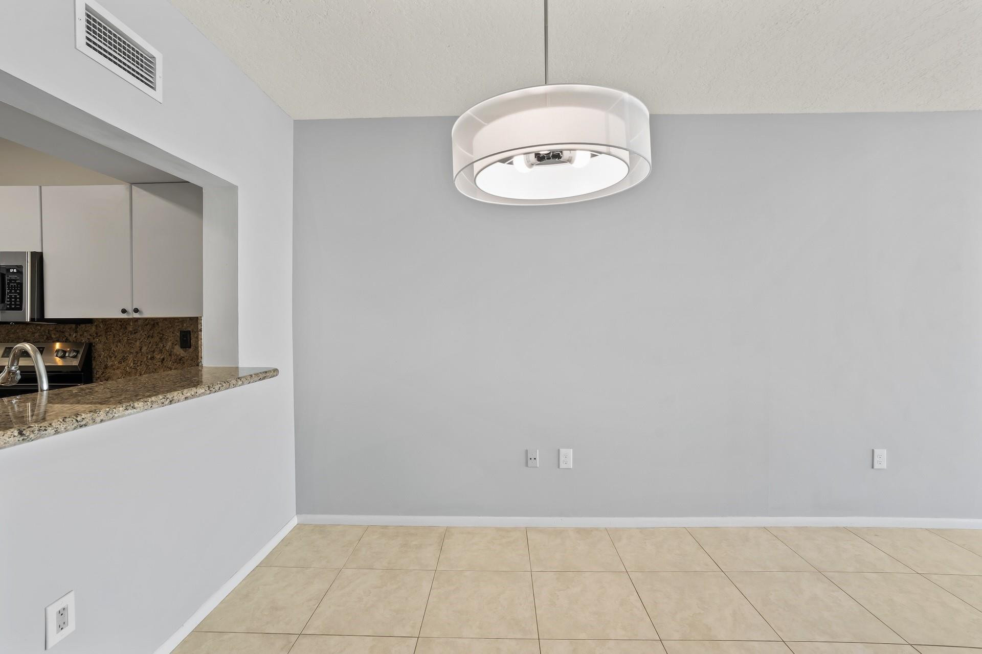 3020 NE 32nd Ave 810