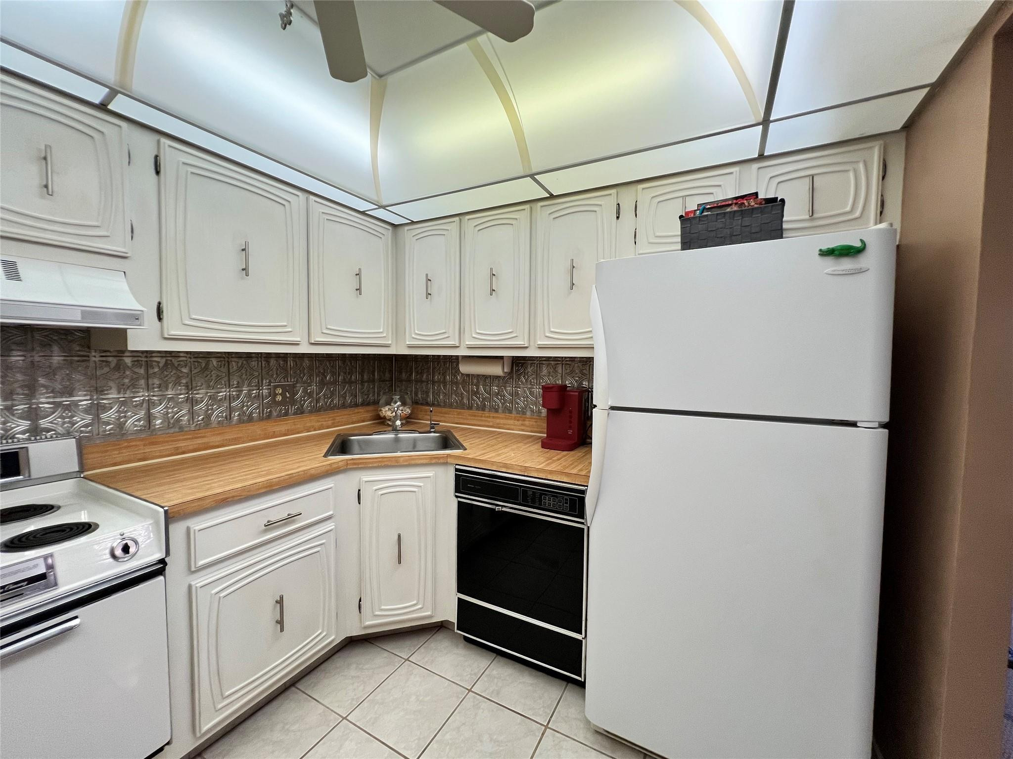 101 Briny Ave 1005