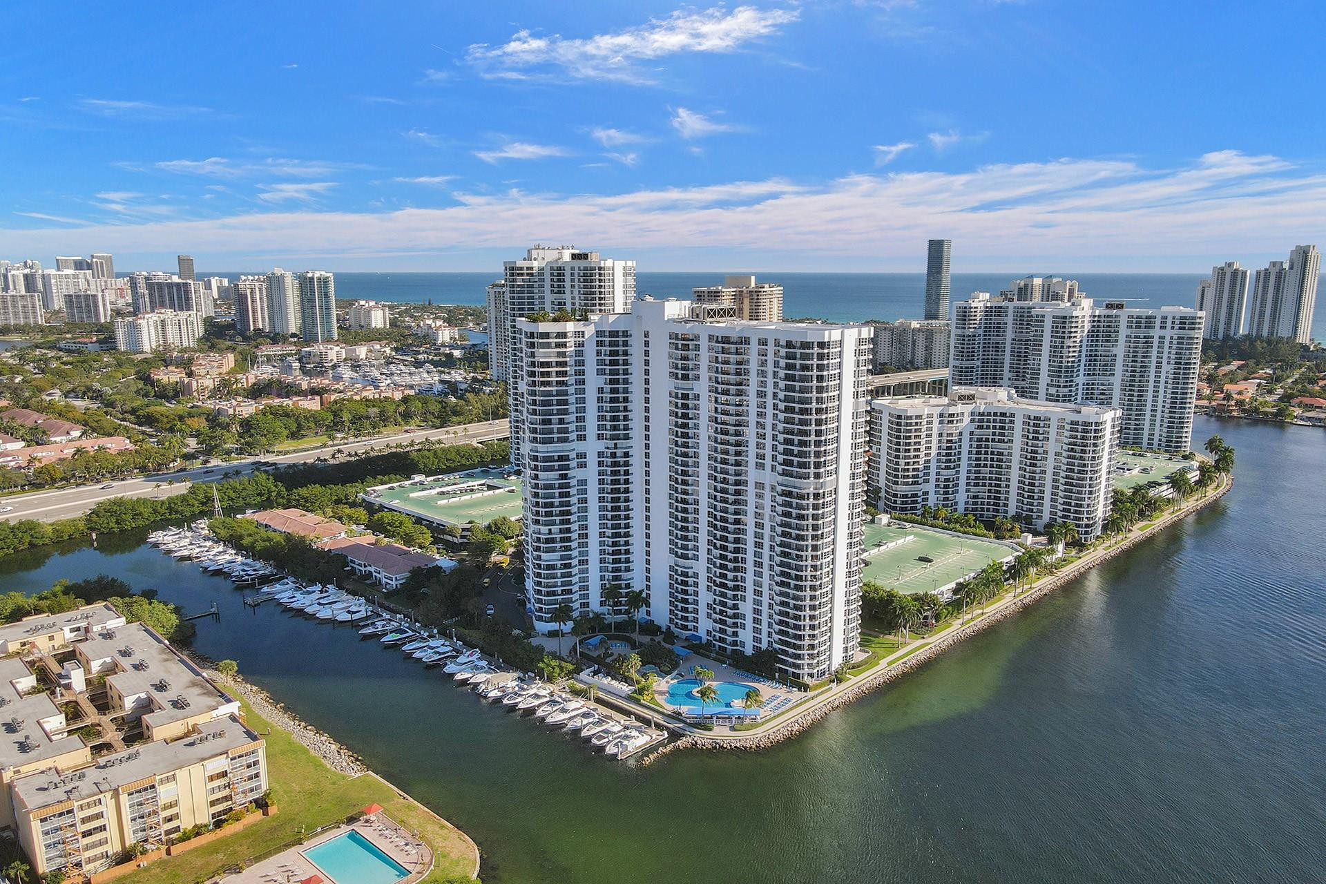 3530 Mystic Pointe Dr 2308