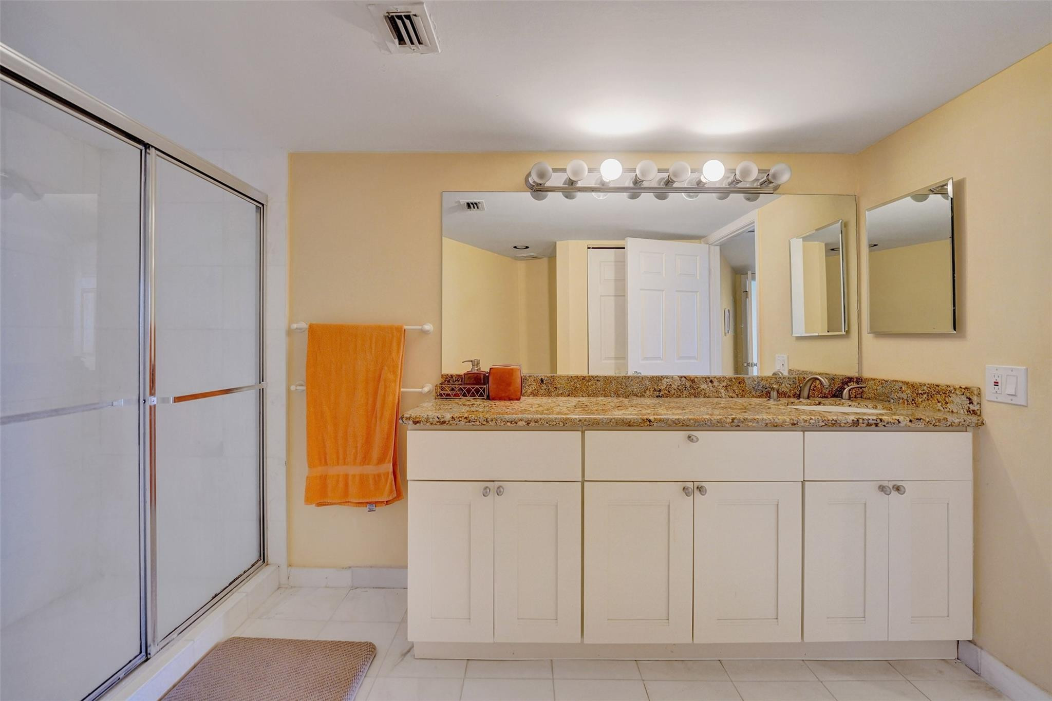 3530 Mystic Pointe Dr 2308