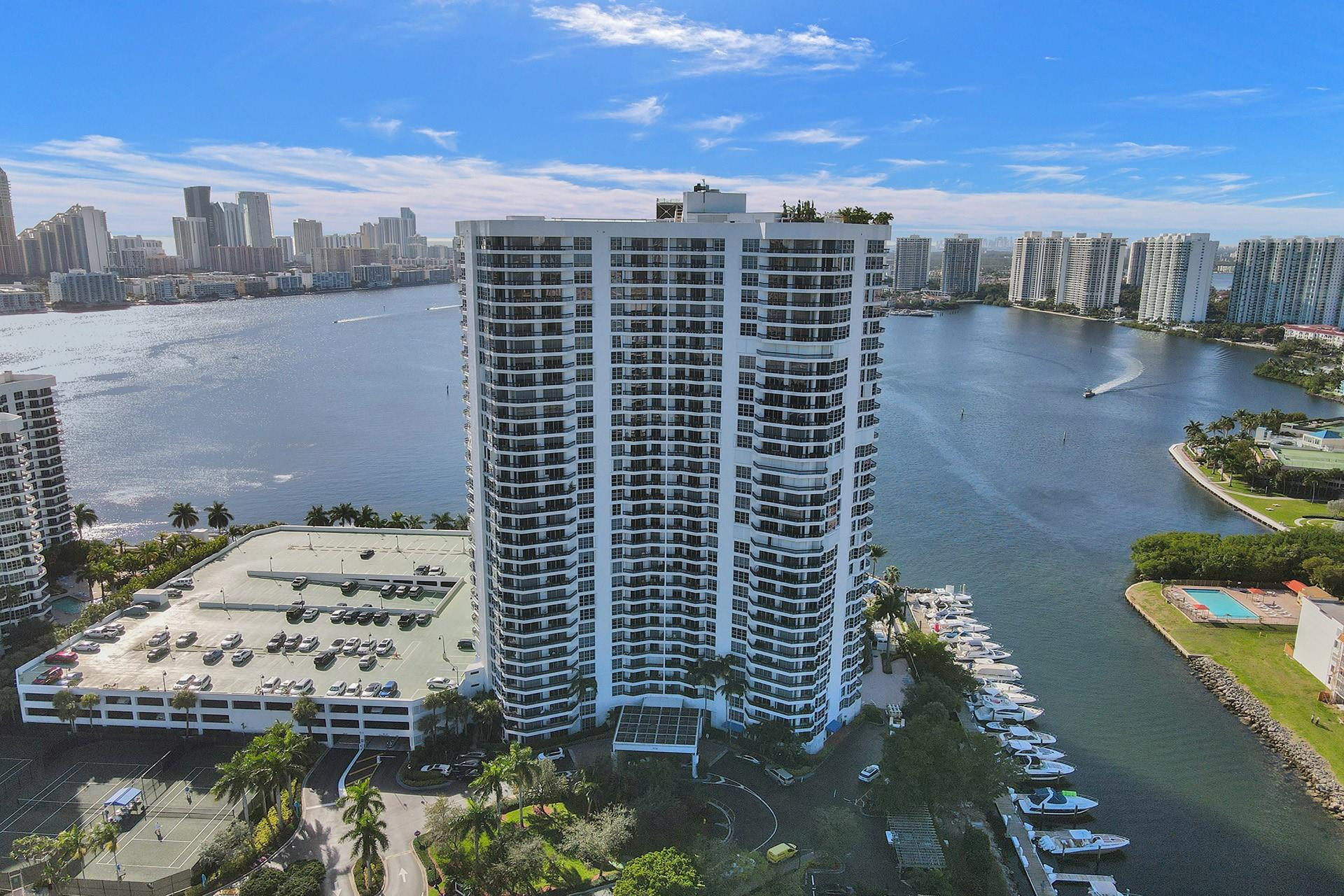 3530 Mystic Pointe Dr 2308