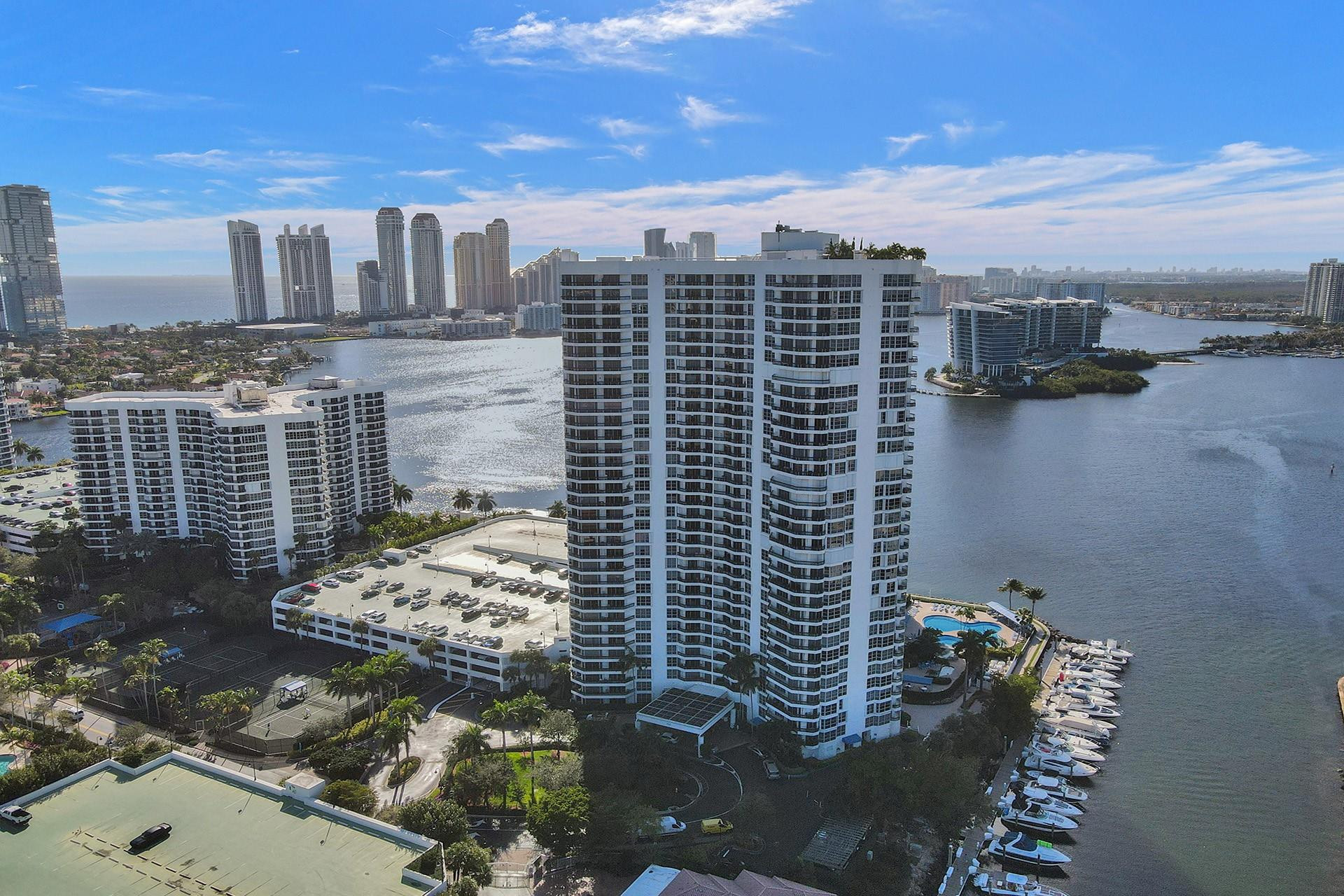 3530 Mystic Pointe Dr 2308