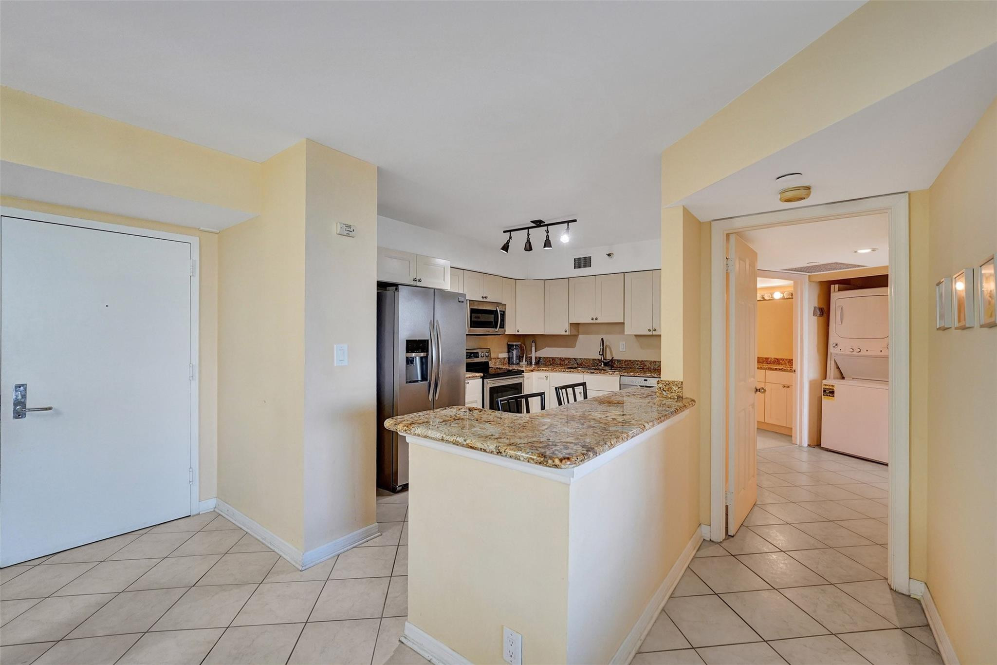 3530 Mystic Pointe Dr 2308