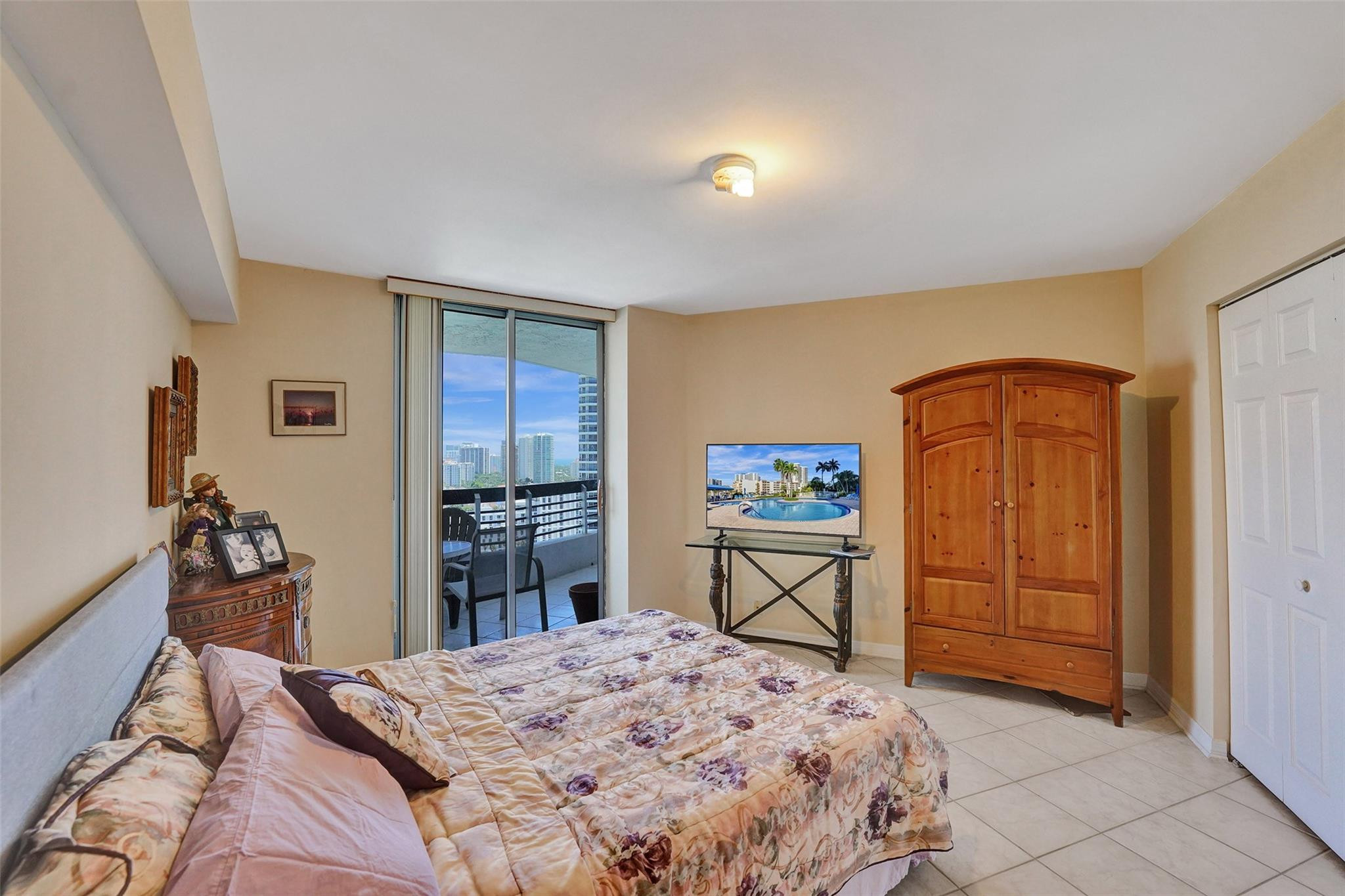 3530 Mystic Pointe Dr 2308