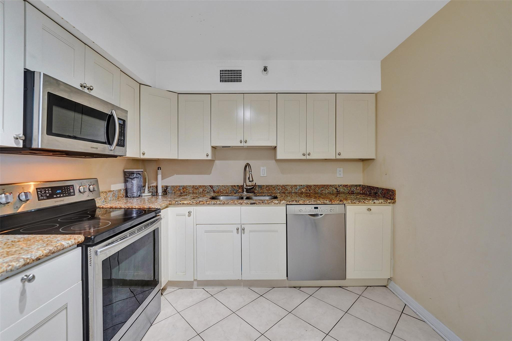 3530 Mystic Pointe Dr 2308