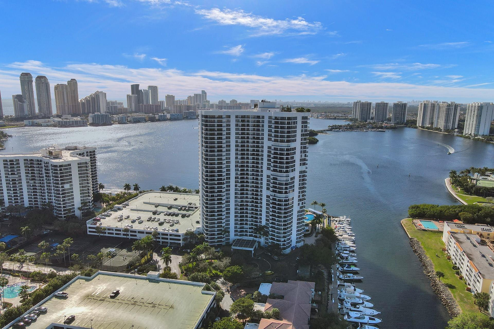 3530 Mystic Pointe Dr 2308