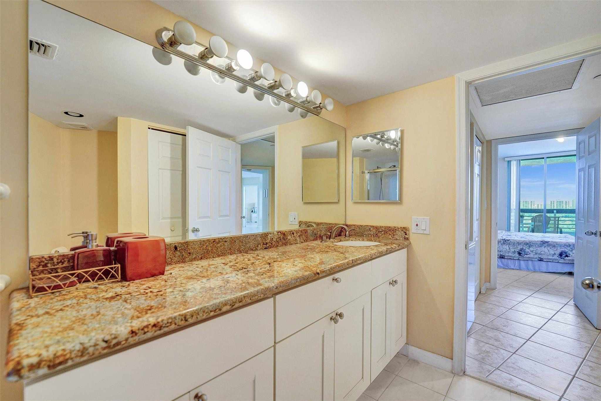 3530 Mystic Pointe Dr 2308