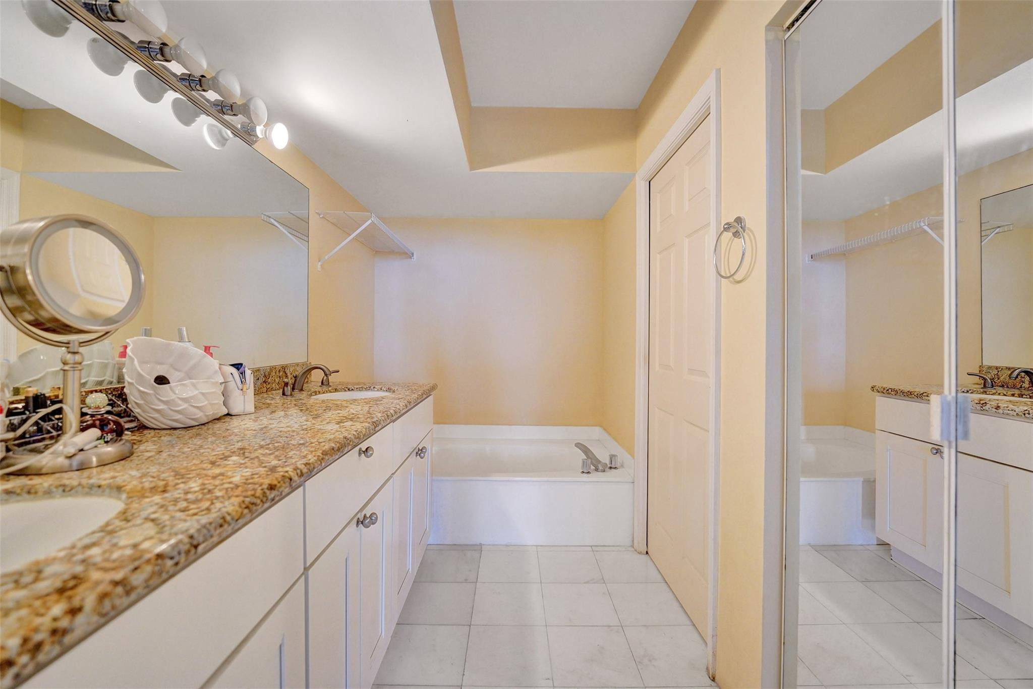 3530 Mystic Pointe Dr 2308