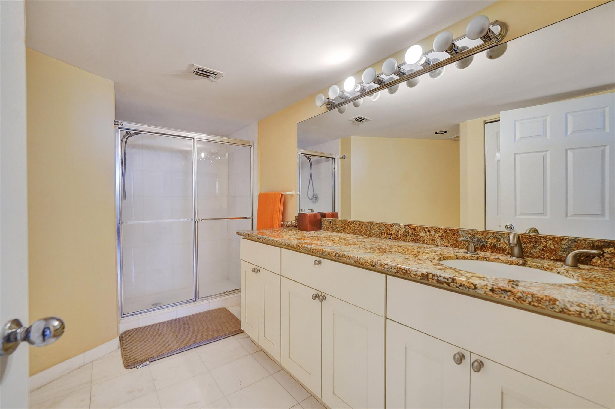 3530 Mystic Pointe Dr 2308