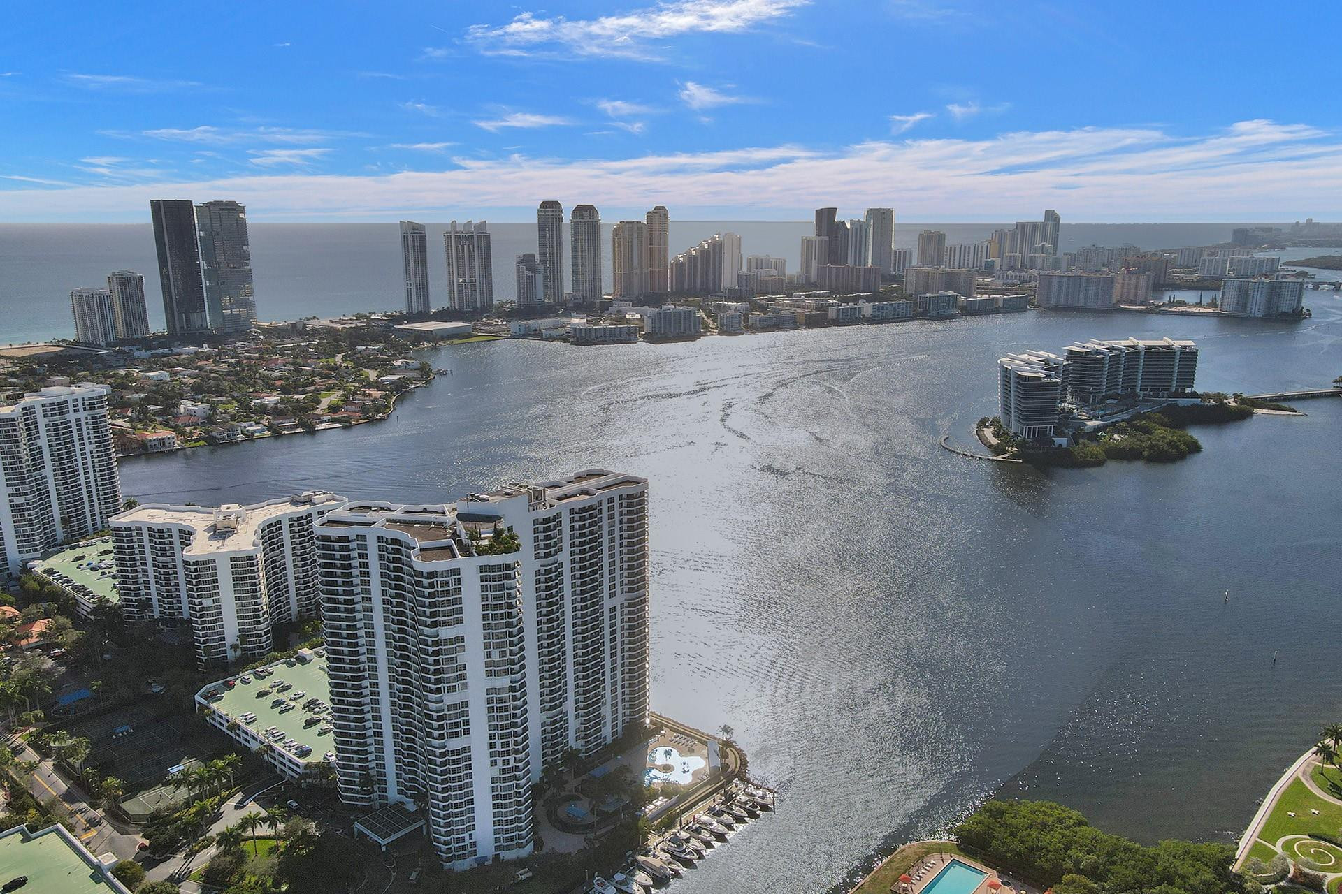 3530 Mystic Pointe Dr 2308