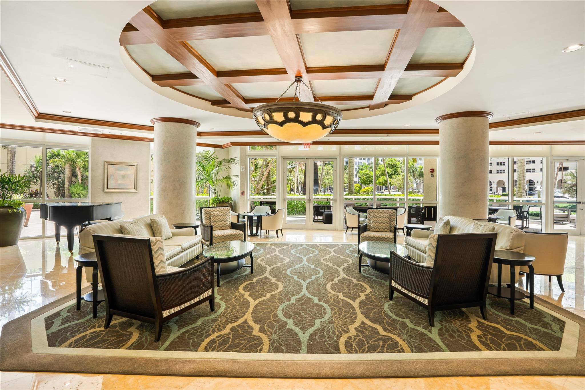 347 N New River Dr 2808