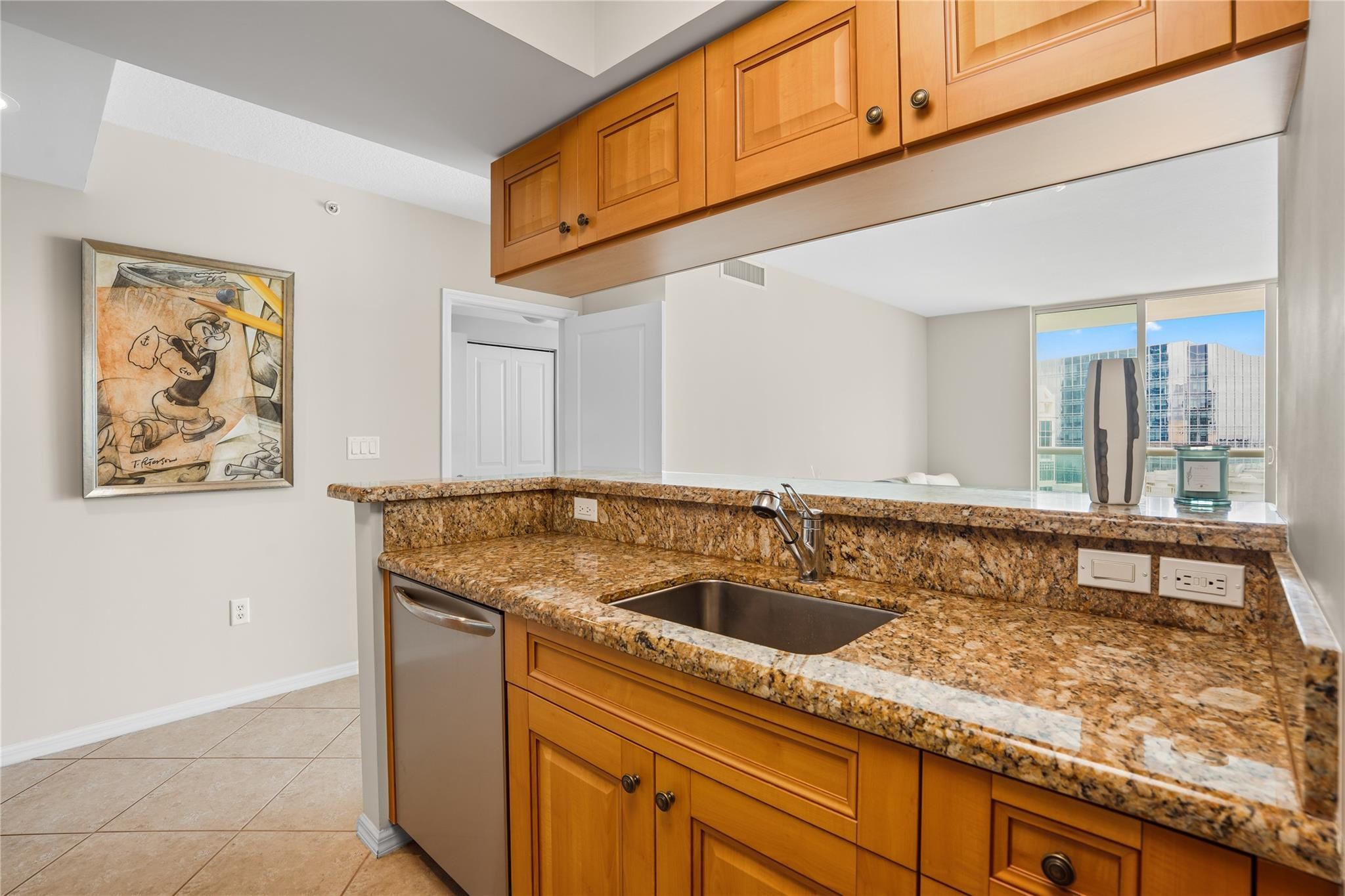 347 N New River Dr 2808