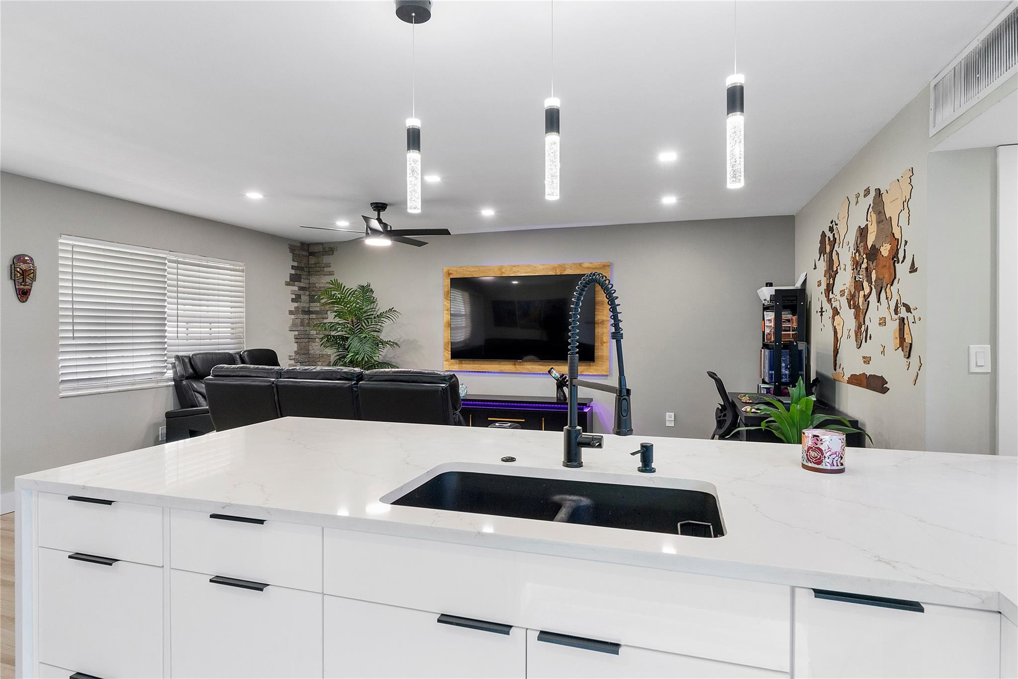 5208 NE 24th Ter F218