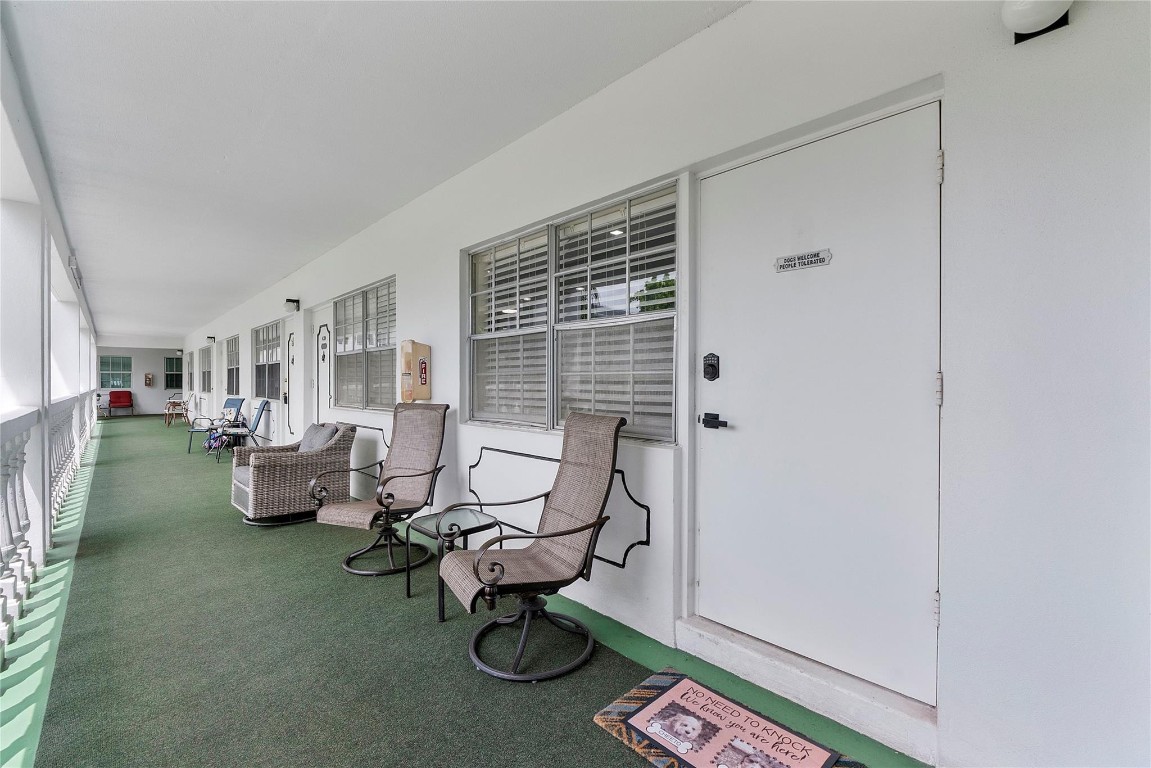 5208 NE 24th Ter F218