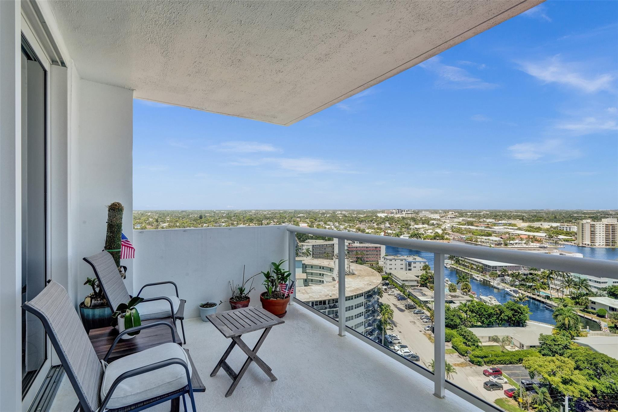 2715 N Ocean Blvd 17F