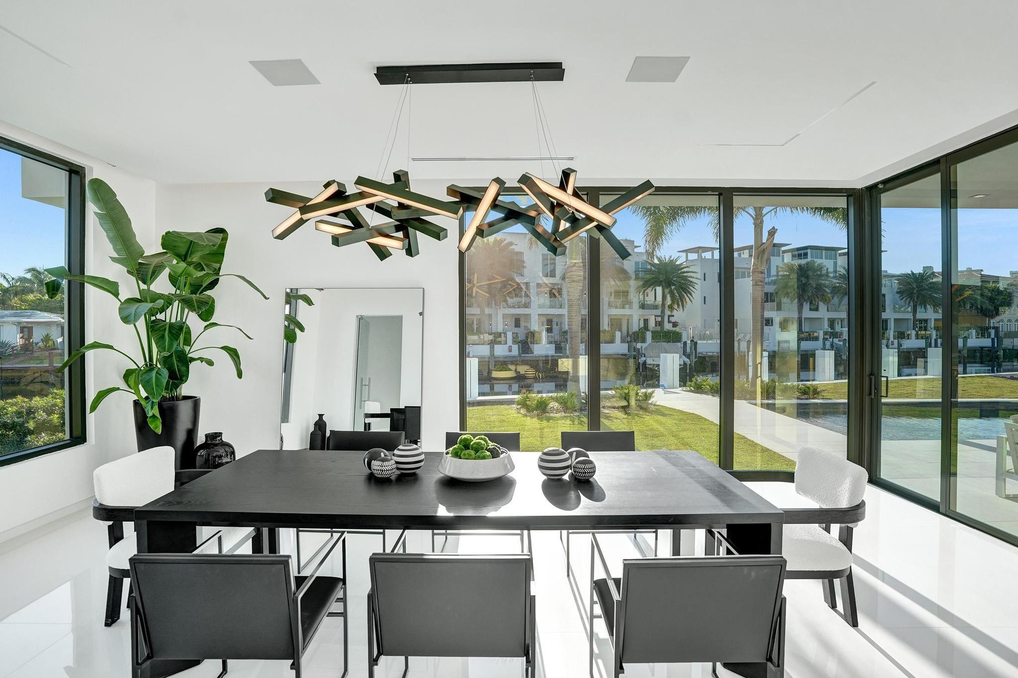 4232 E Tradewinds Ave