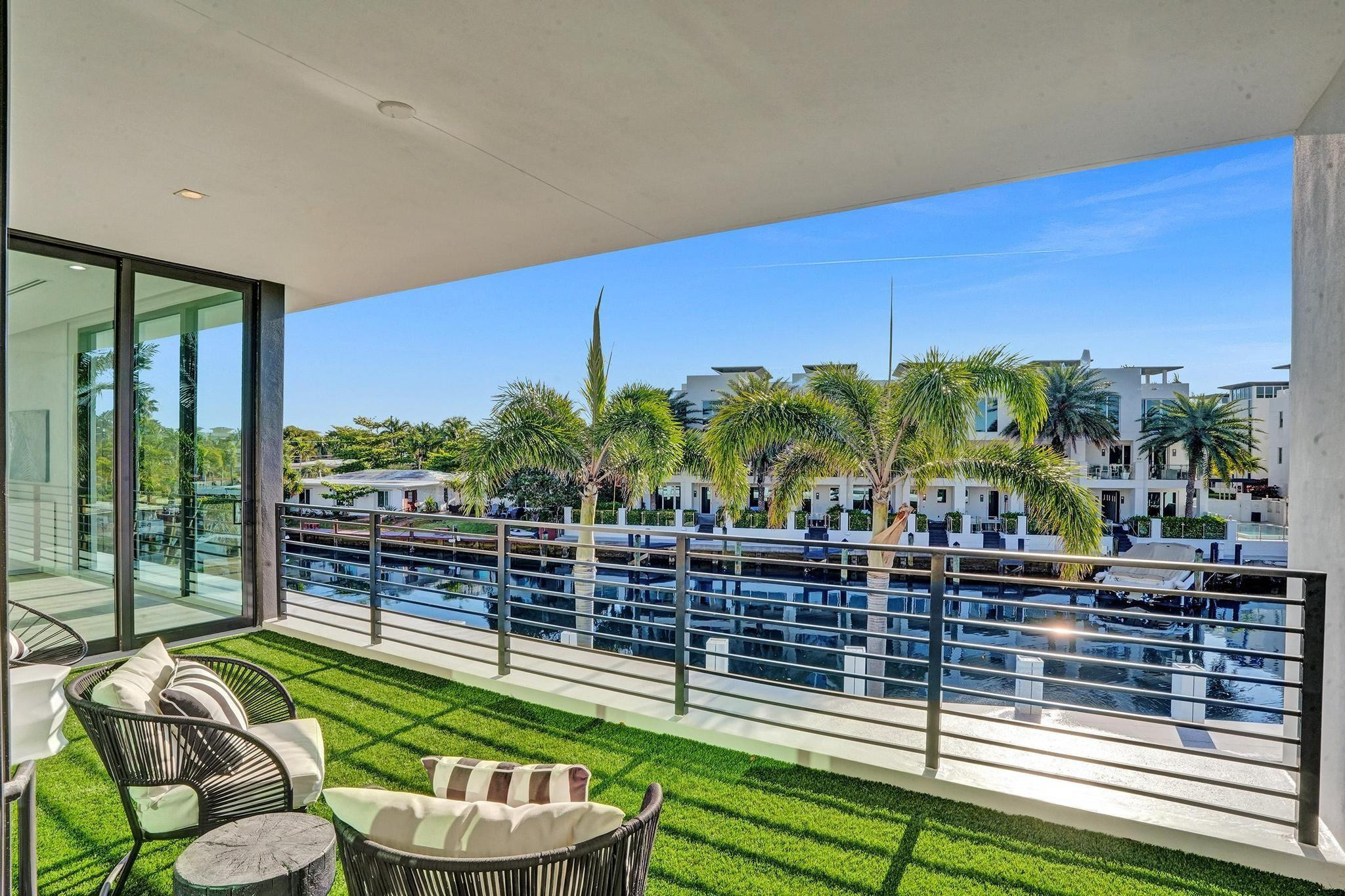 4232 E Tradewinds Ave