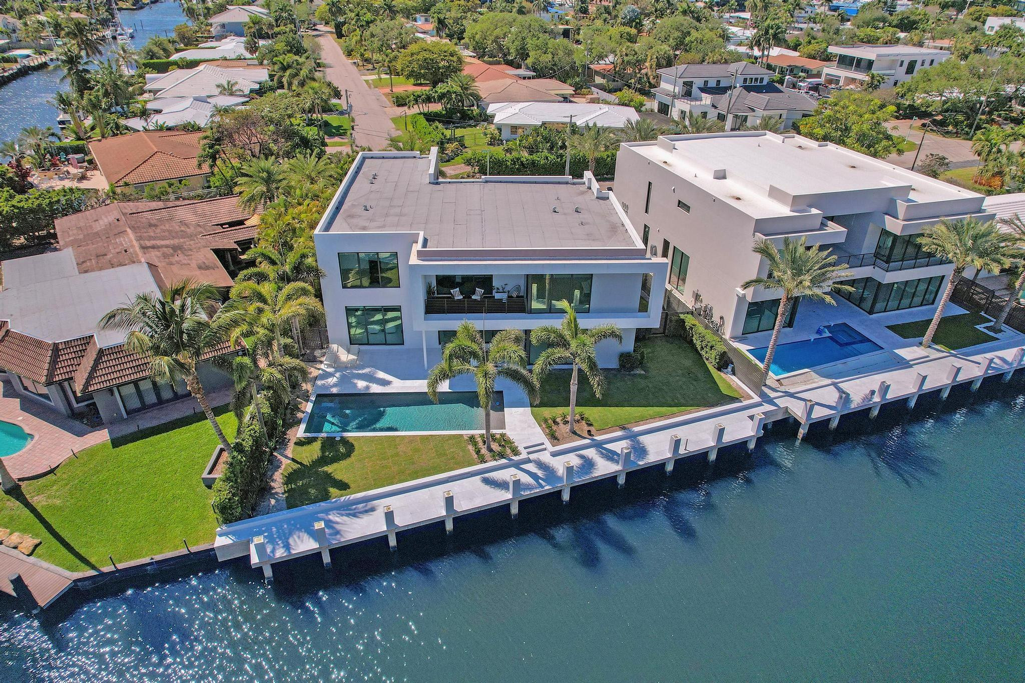 4232 E Tradewinds Ave