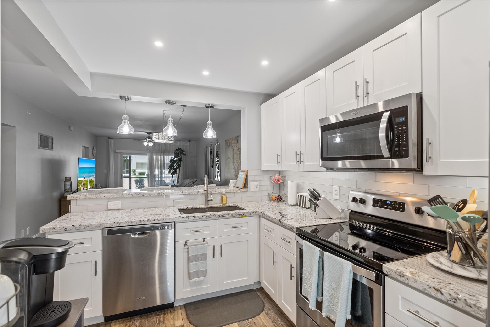 4117 Bougainvilla Dr 102