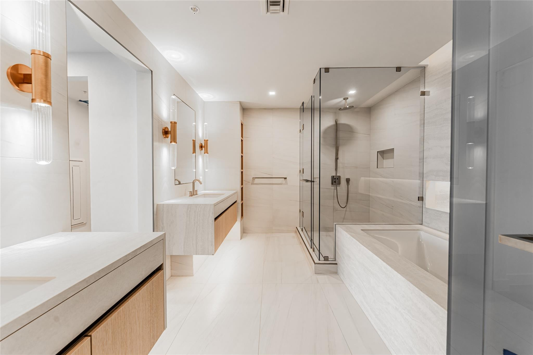 900 N Ocean Boulevard 1603