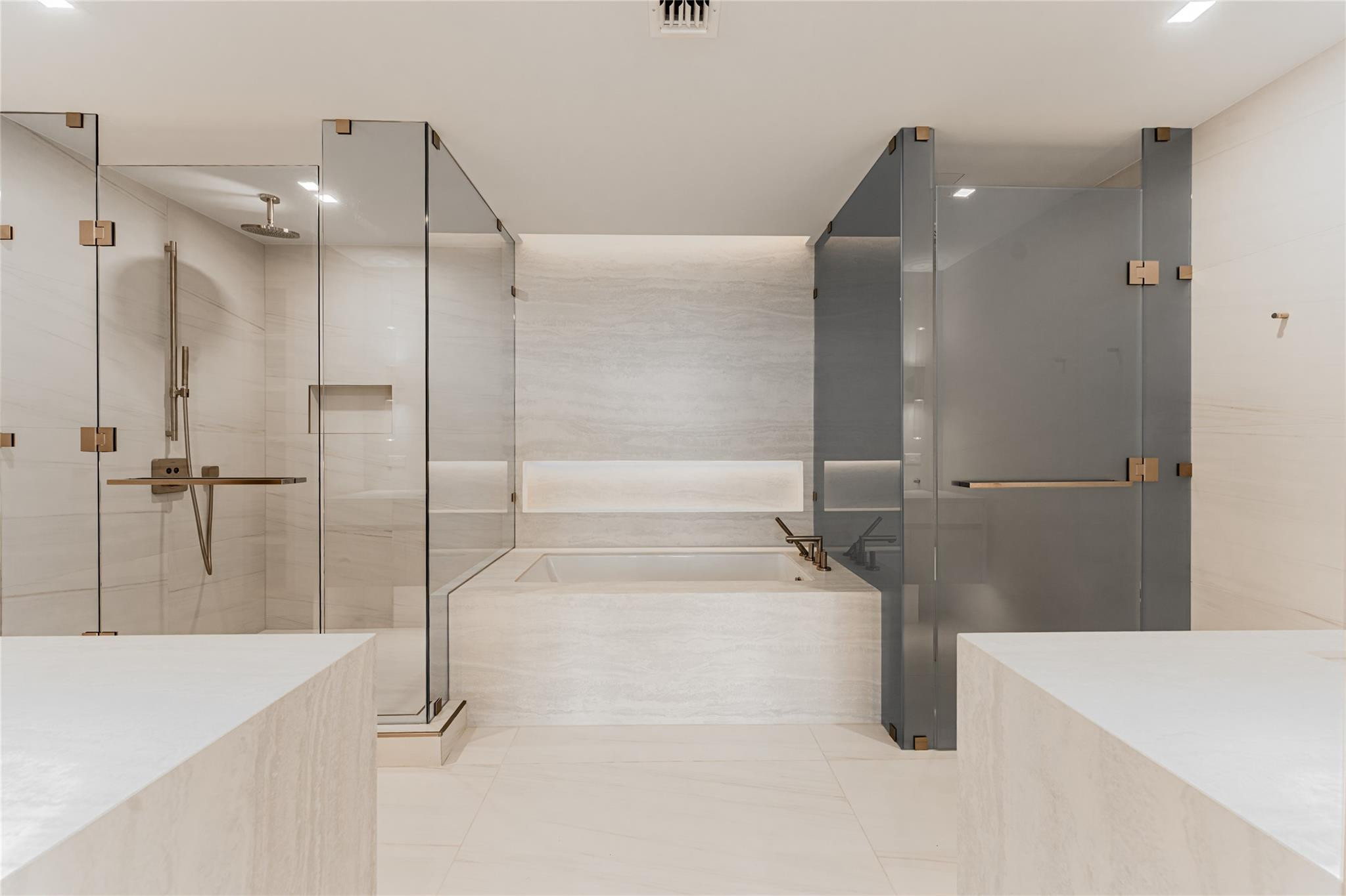 900 N Ocean Boulevard 1603