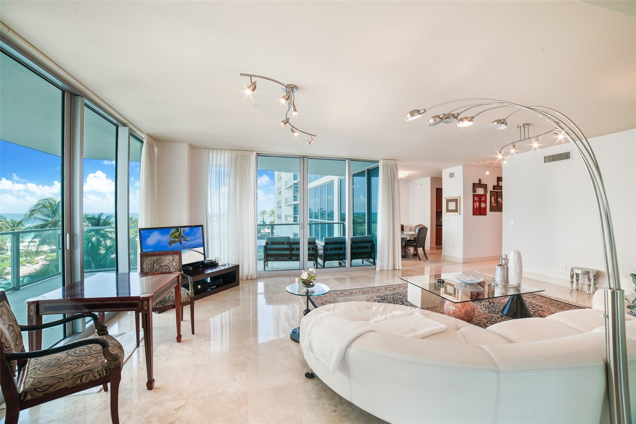 3101 S Ocean Dr 401