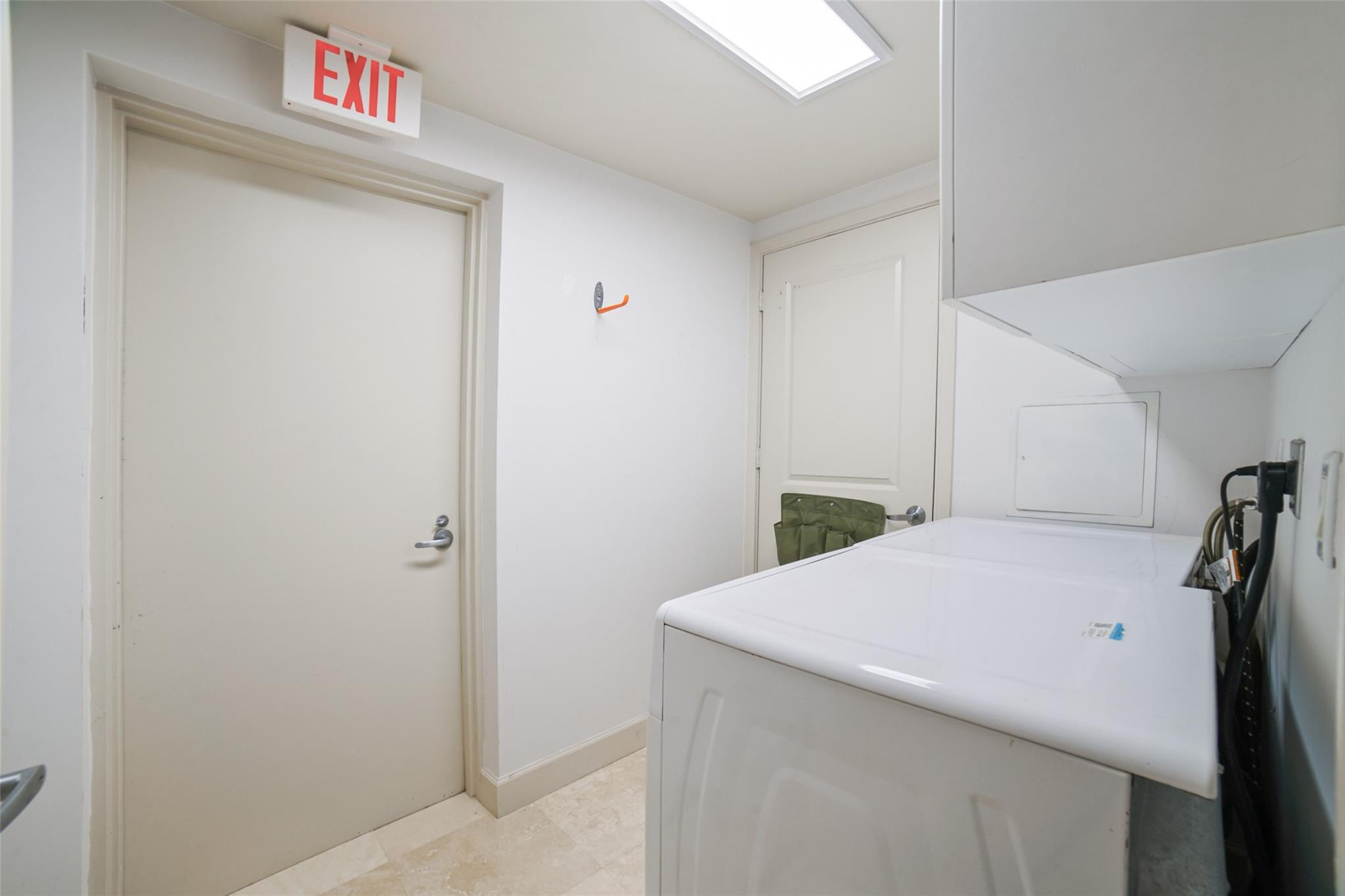 3101 S Ocean Dr 401