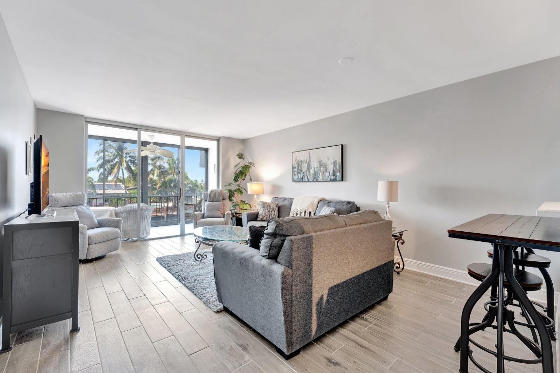 777 S Federal Hwy O-201