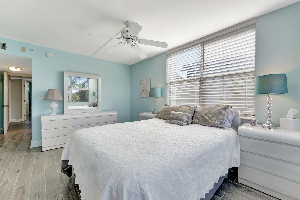 777 S Federal Hwy O-201