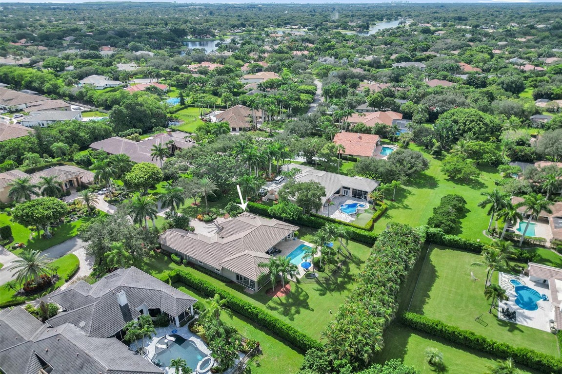 7811 E Upper Ridge Dr