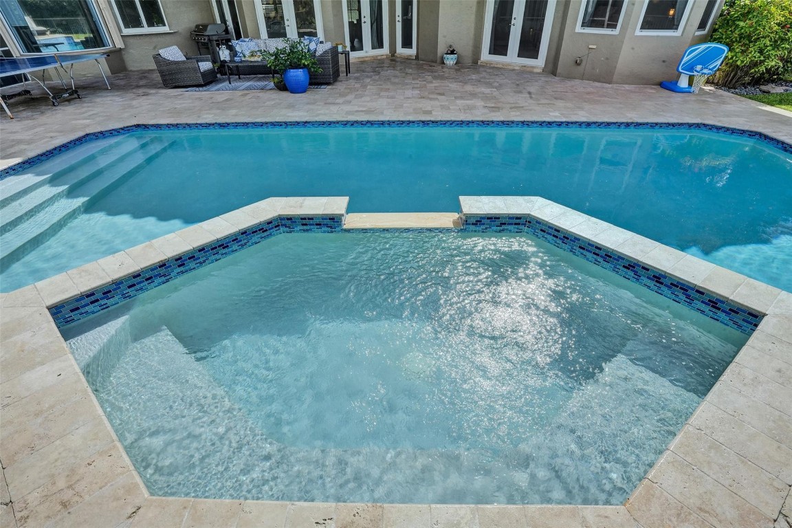 7811 E Upper Ridge Dr