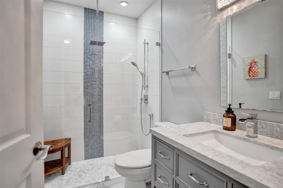 7811 E Upper Ridge Dr