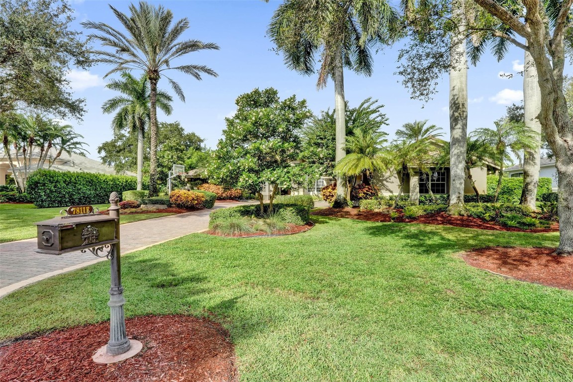 7811 E Upper Ridge Dr