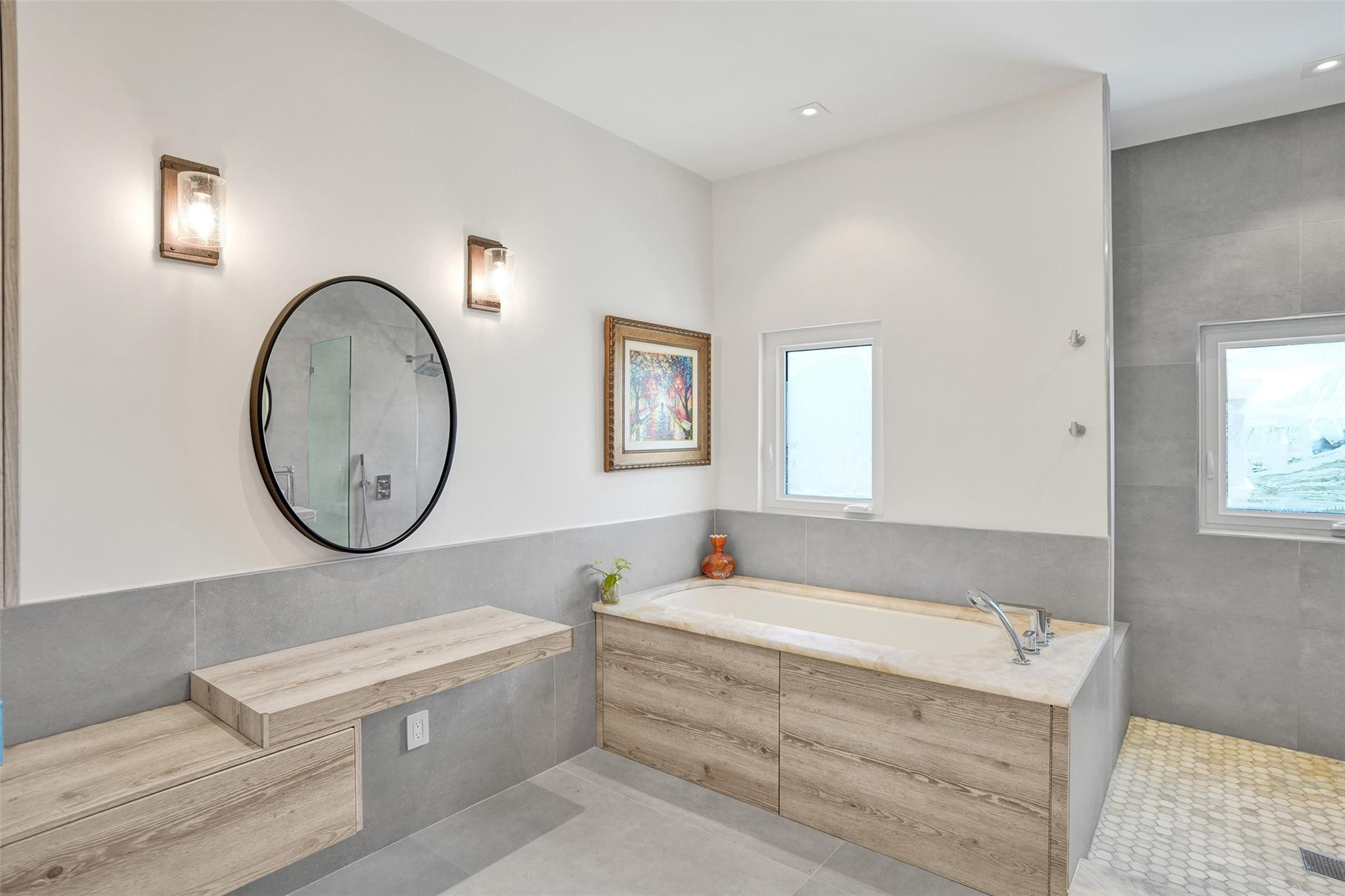 1774 Bay Dr 18