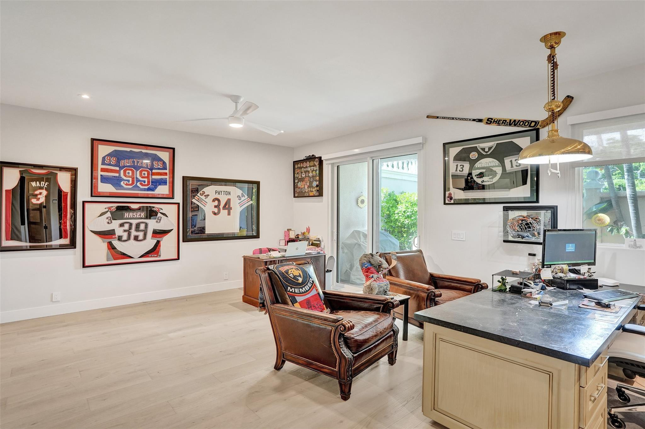 1774 Bay Dr 18